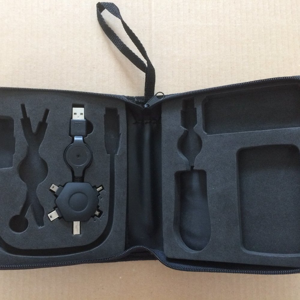 - Zip closer computer accessories kit pouch with 5 port adapter included
